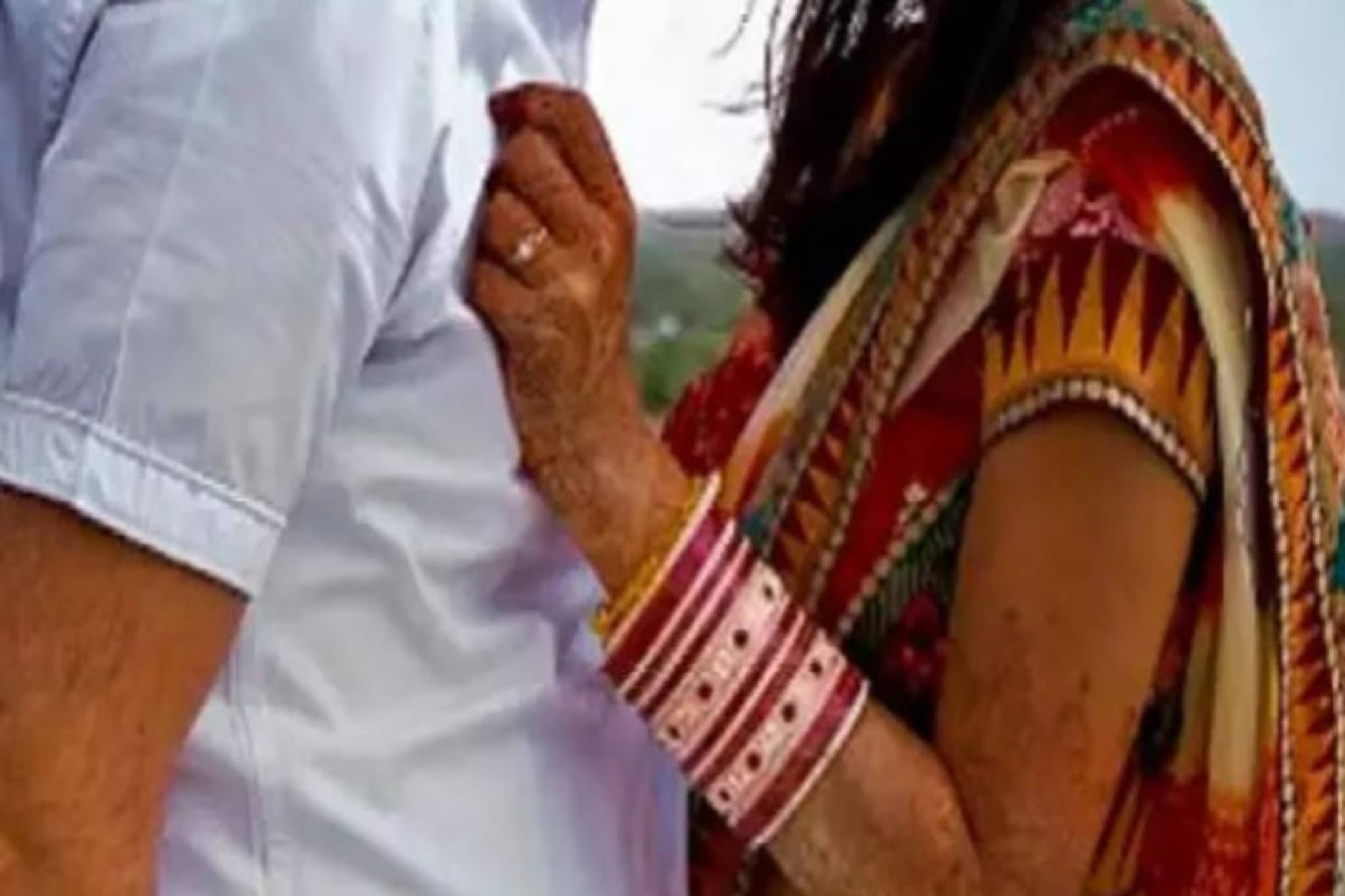 दिवाळीला 2 दिवसांसाठी नेलं अन् नांदायला पाठवलंच नाही, नगरमध्ये लव्ह मॅरेज केलेल्