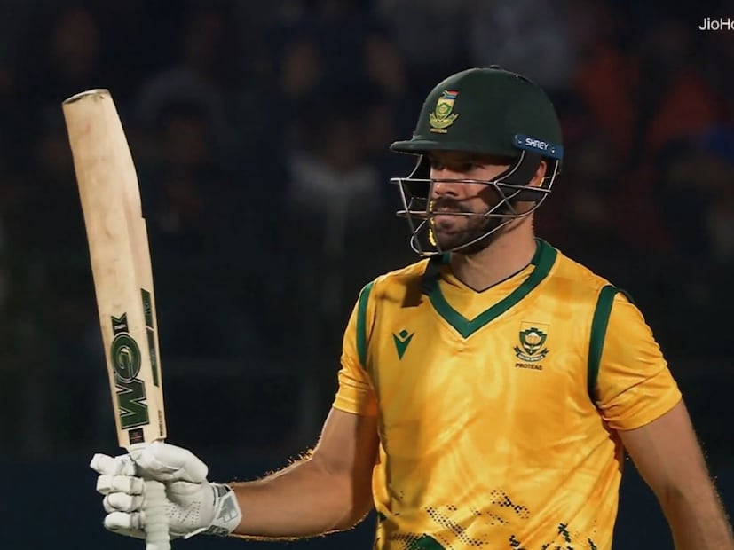 शेवटी एडन मार्करमने 46 बॉलमध्ये 61 धावांची वादळी खेळी केली. या खेळीच्या बळावर साऊथ आफ्रिकेने 117 पर्यंतच मजल मारू शकली होती. 