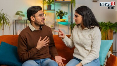 विश्वासघात का ज्योतिष: जानें क्यों अपने ही देते हैं धोखा, ग्रहों का है खास कनेक्शन.