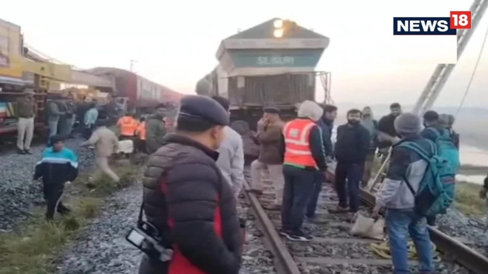Train Accident : राजधानी एक्स्प्रेसच्या धडकेत 7 हत्तींचा मृत्यू, 6 लांब पल्ल्याच्या गाड्या रद्द, इथे चेक करा संपूर्ण लिस्ट