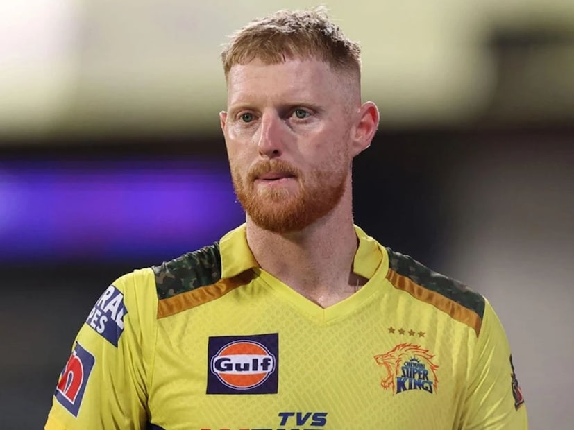 इंग्लंड संघाचा कसोटी कर्णधार बेन स्टोक्स गेल्या मेगा लिलावात नोंदणी करू शकला नाही.कारण तो त्याच्या फिटनेस आणि आंतरराष्ट्रीय कारकिर्दीला प्राधान्य देऊ इच्छित होता.म्हणूनच त्याने आयपीएल 2026 मिनी लिलावातून बाहेर पडण्याचा पर्याय निवडला.