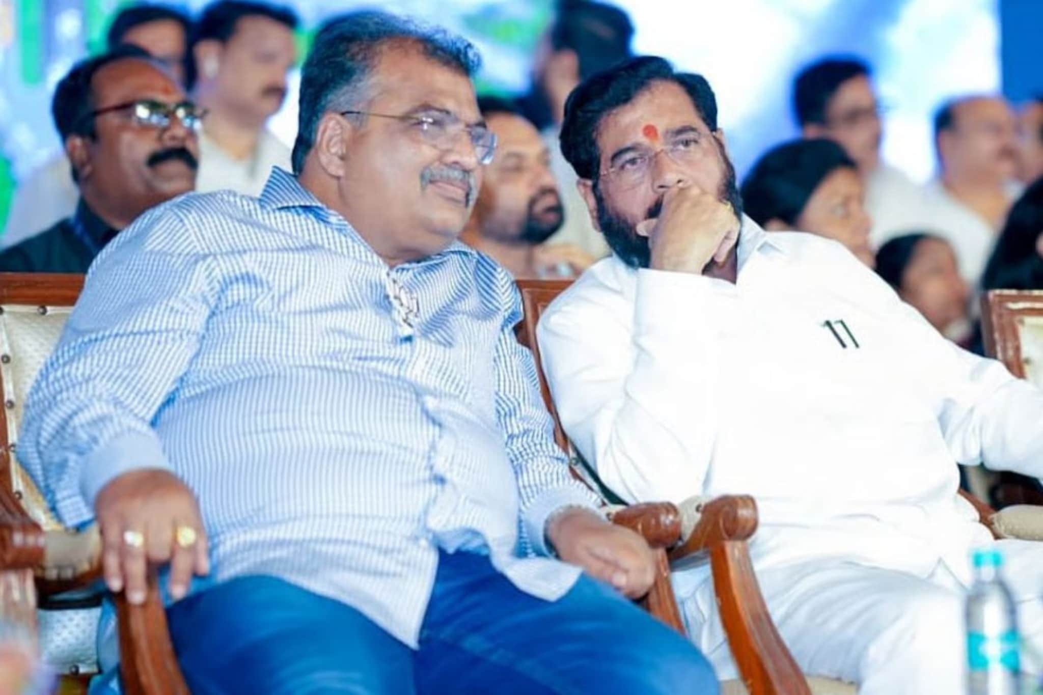 कल्याण-डोंबिवलीत महायुतीत पुन्हा तणाव, शिवसेना-भाजपचे एकमेकांविरोधात 7 उमेदवार कल्याण-डोंबिवलीत महायुतीत पुन्हा तणाव, शिवसेना-भाजपचे एकमेकांविरोधात 7 उमेदवार