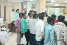 Buldhana Urban Bank खरंच बंद होणार का? खातेदारांची तुफान गर्दी, सरत्या वर्षाच्या शेवटच्या दिवशी काय घडलं?