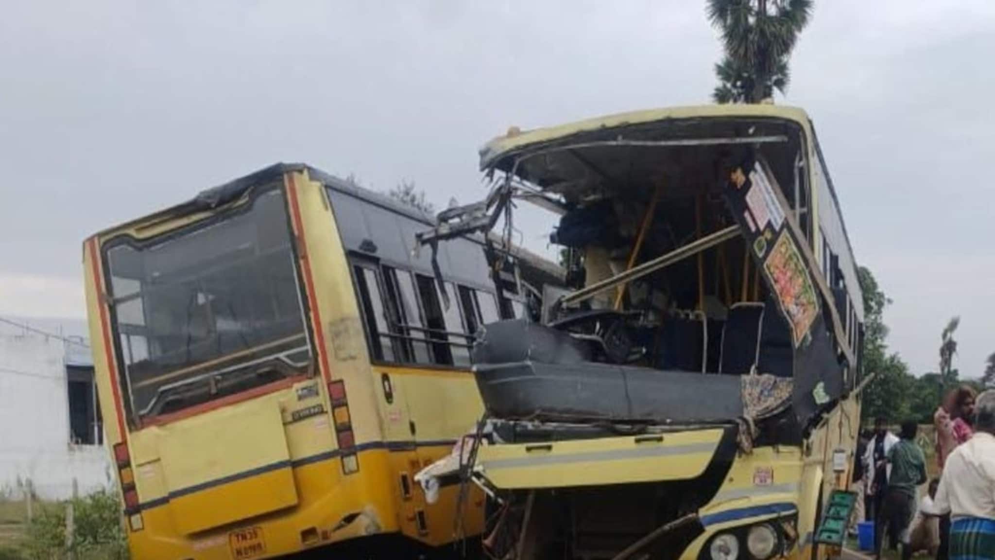 Bus Accident: खतरनाक! एकमेकांमध्ये घुसल्या बस, जागीच चक्काचूर उरला फक्त सांगाडा, 12 प्रवाशांचा जागीच मृत्यू