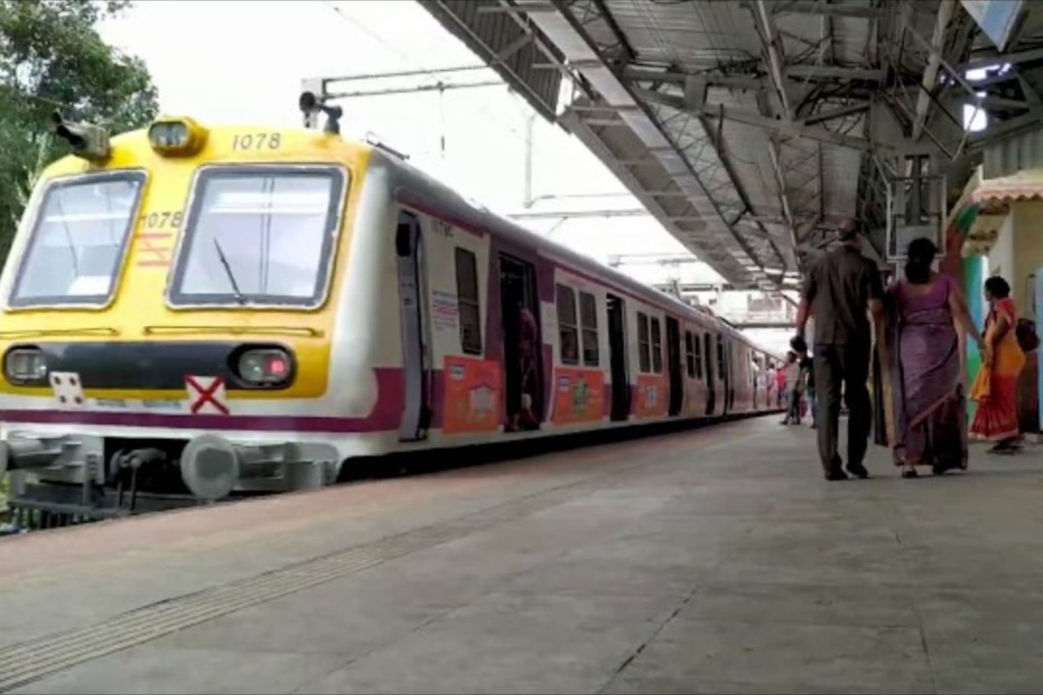 कसारा- आसनगांव प्रवाशांसाठी दिलासादायक बातमी; तिसरी मार्गिका केव्हा सुरू होणार?