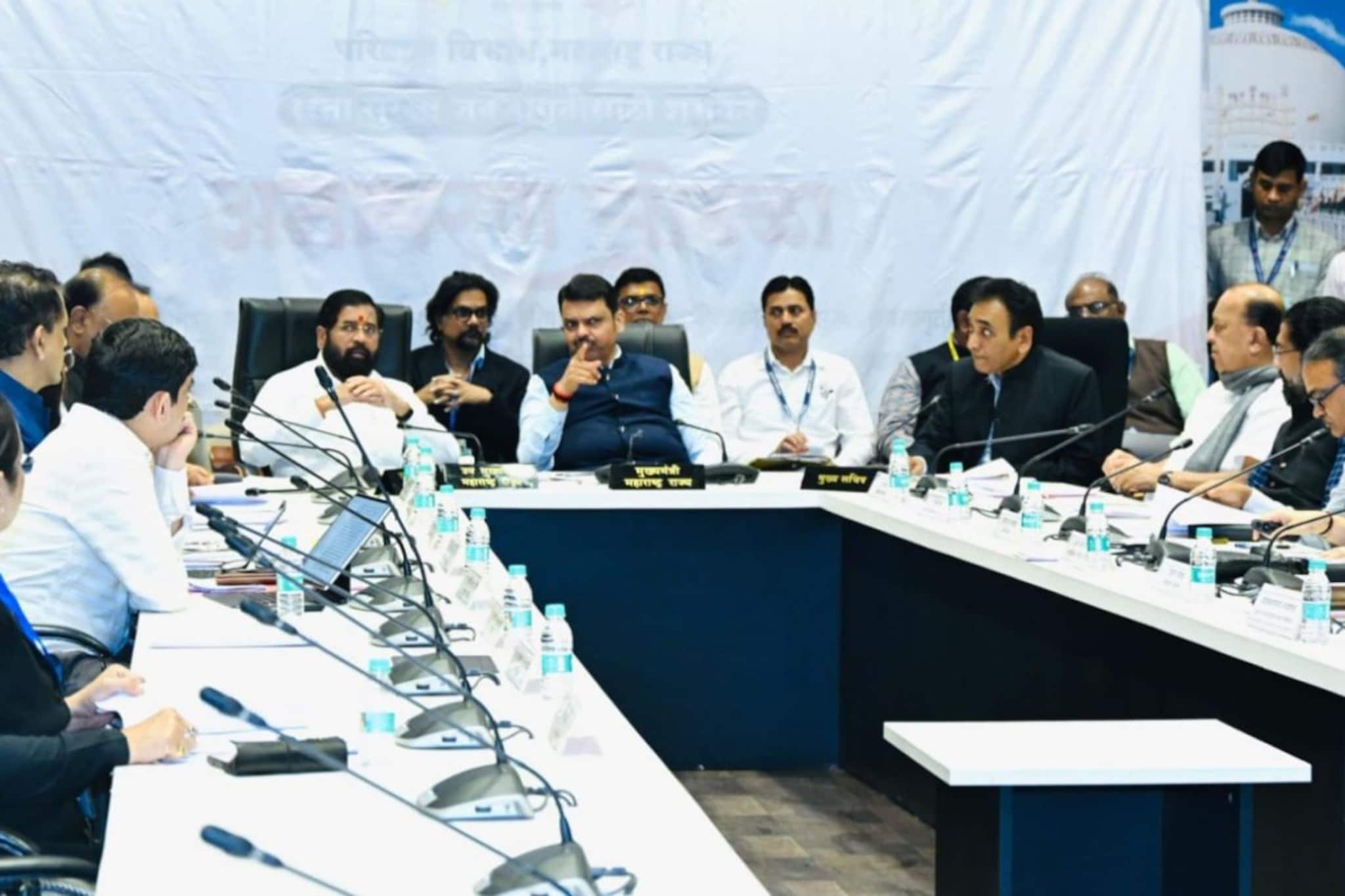 नागपूर ते चंद्रपूर द्रुतगती महामार्गाला मान्यता, हडपसर-यवत रस्त्याबाबतही निर्णय नागपूर ते चंद्रपूर द्रुतगती महामार्गाला मान्यता, हडपसर-यवत रस्त्याबाबतही निर्णय