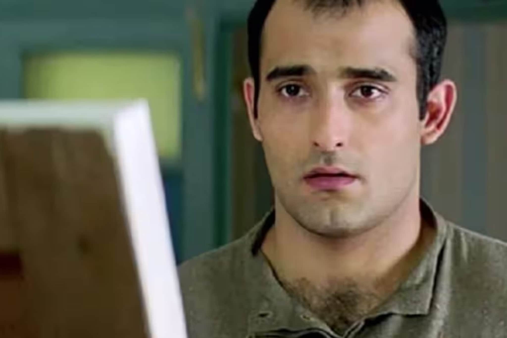 अक्षय खन्नाने दिग्दर्शकाला दिला सर्वात मोठा शॉक; शूटिंगदरम्यानचा तो बोल्ड किस्सा अक्षय खन्नाने दिग्दर्शकाला दिला सर्वात मोठा शॉक; शूटिंगदरम्यानचा तो बोल्ड किस्सा