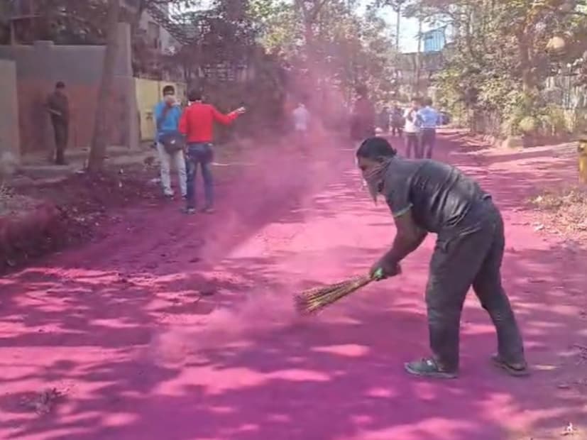 प्रत्येकवेळी अशा घटना घडतात आणि प्रशासनाकडून कारवाईचं आश्वासन दिलं जातं. त्यानंतर केमिकल कंपन्याकडून काही दिवस काम थांबवलं जातं पण पुन्हा सगळं प्रकरण थंड झाल्यानंतर असे प्रकार परत समोर येत आहे.