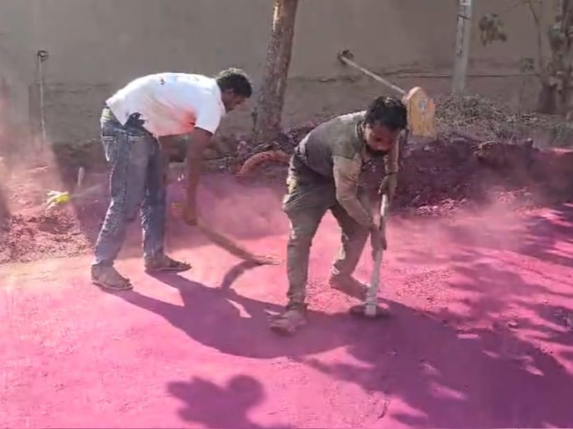 धक्कादायक म्हणजे, याच एमआयडीसीमध्ये काही वर्षांपासून स्फोट, अपघात आणि गाड्यांवर काळे ठिपले पडल्याच्या घटना घडल्या आहेत. पण, कारवाई मात्र काहीच झाली नाही.