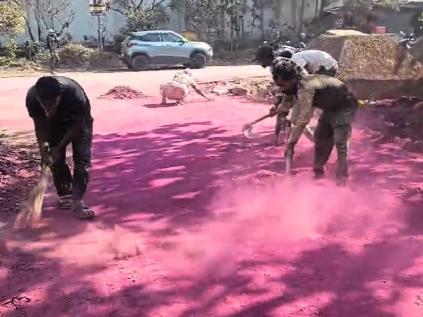 एमआयडीसीचा प्रश्न हा मागील अनेक वर्षांपासून सुरू आहे. डोंबिवलीमध्ये दर दोन महिन्यानंतर असे प्रकार घडत आहे.  या प्रकारावर आळा घालण्यासाठी प्रशासनाकडून कोणतेही पाऊल उचलले जात नाही.