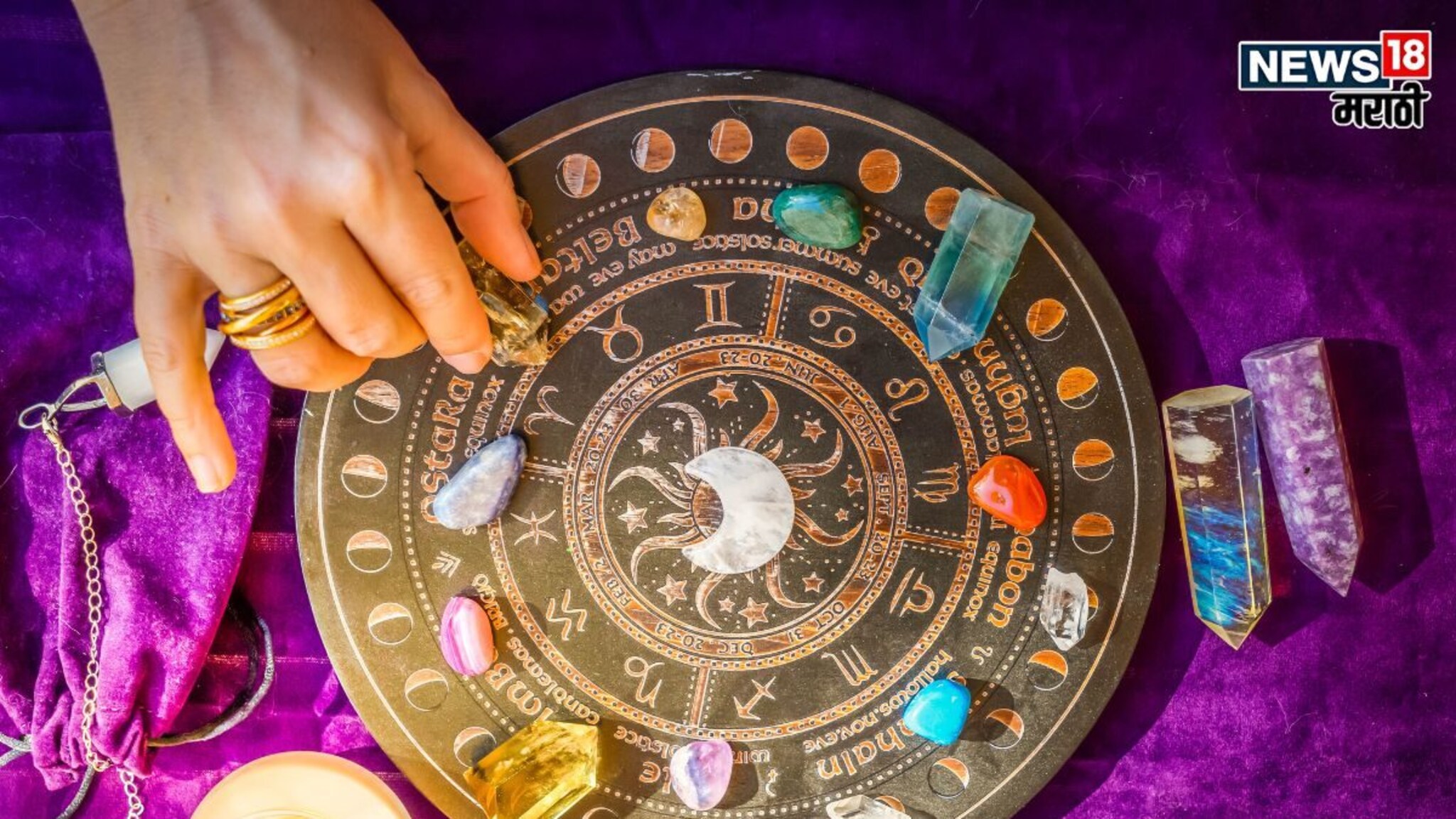 164 वर्षानंतर बनतोय शुक्राचा पॉवरफुल योग, 'या' राशींचं चमकणार नशीब, झटक्यात वाढणार बँक बॅलन्स