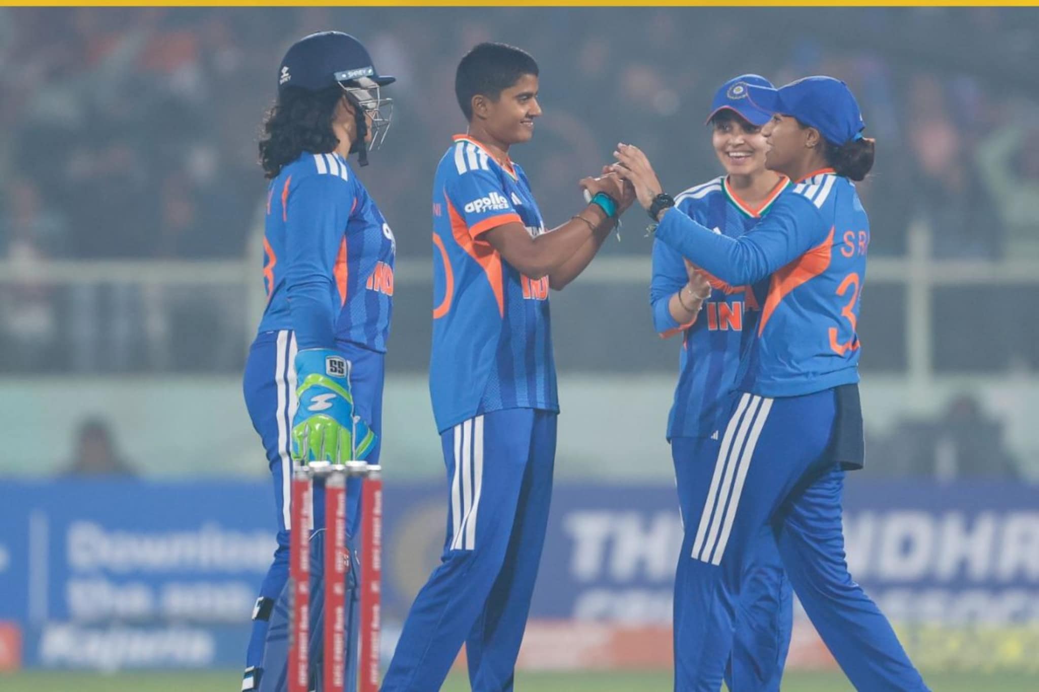 लेडी सेहवागने अख्खी मॅच फिरवली, 202 च्या स्ट्राईक रेटने धावा, 65 बॉलमध्ये मॅच जि