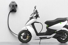 नव्या वर्षात इलेक्ट्रिक स्कूटर घेण्याचा प्लॅन आहे? 1 जानेवारीपासून या कंपनीचे स्कूटर होताय महाग 