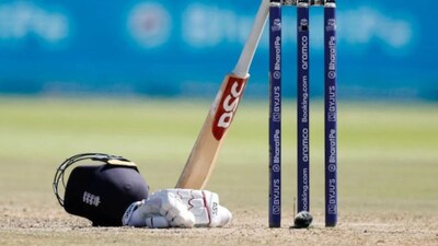 Ashes सुरू असतानाच आली वाईट बातमी, इंग्लंडच्या दिग्गज क्रिकेटपटूचं निधन