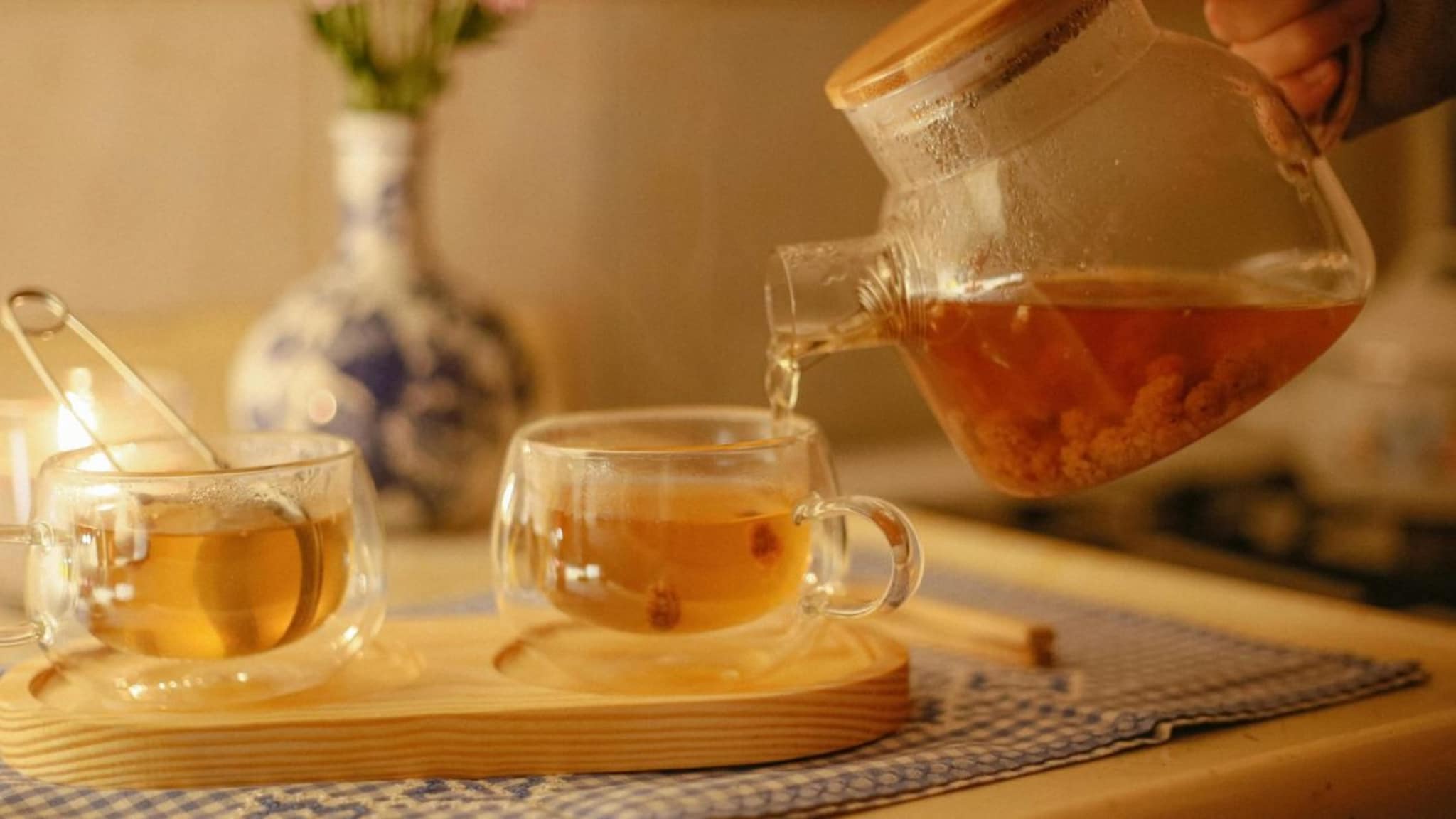 Tea : तुम्ही पित आहात तो खरंच 'चहा' आहे का? FSSAI चा मोठा निर्णय; आता 'या' पेयांना चहा म्हणता येणार नाही