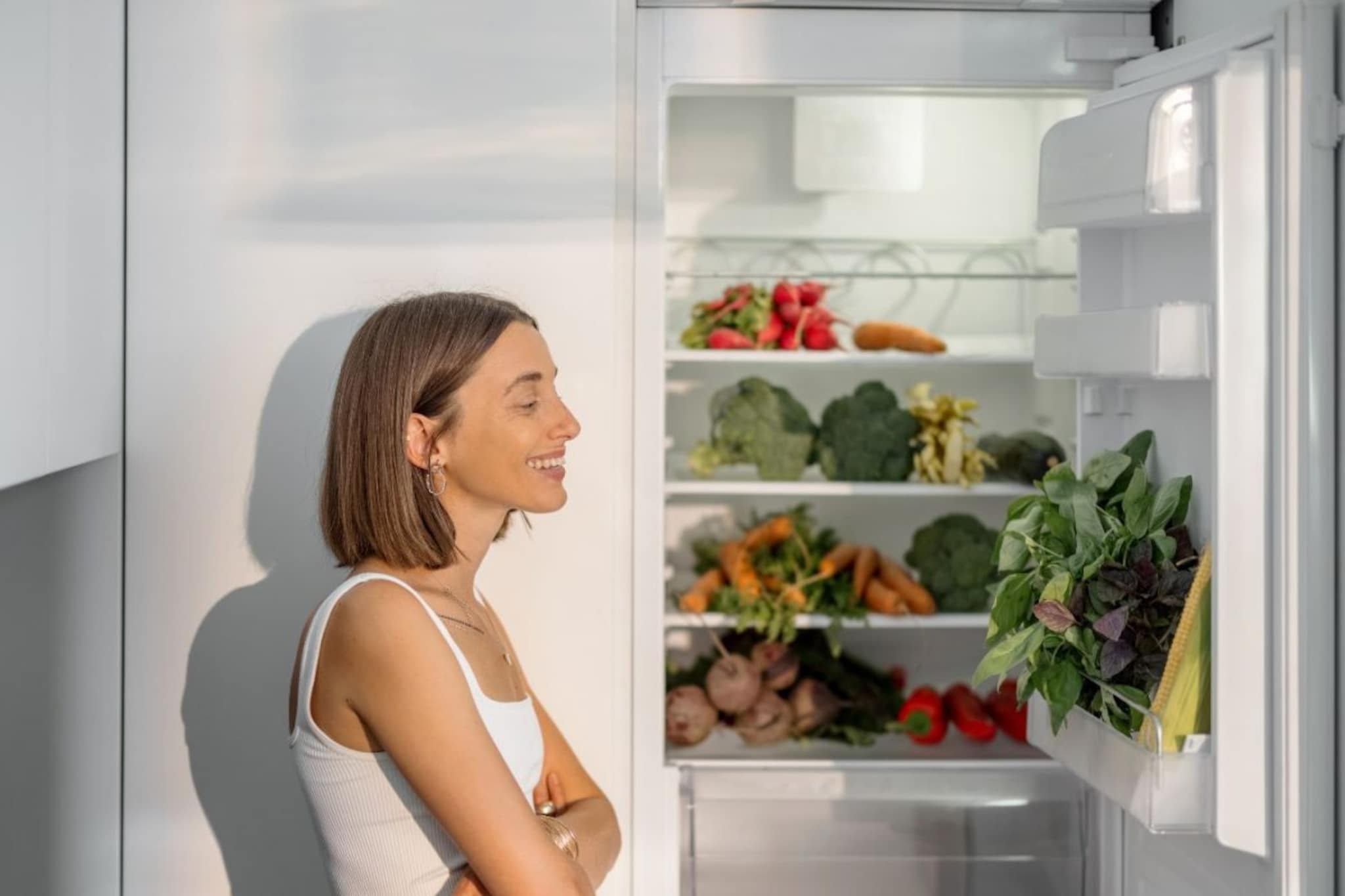 तुमच्या फ्रिजमधून तर येत नाही ना असा आवाज? सावध व्हा, नाहीतर होईल मोठं नुकसान तुमच्या फ्रिजमधून तर येत नाही ना असा आवाज? सावध व्हा, नाहीतर होईल मोठं नुकसान