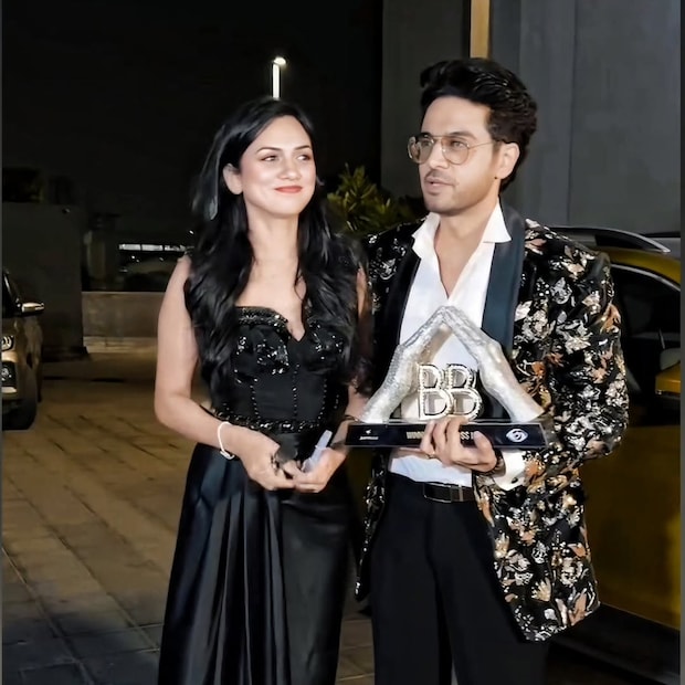 अनुपमा  मालिकेसाठी सुरुवातीला गौरव खन्नाला 35 हजार दरदिवशी मिळत होते. या शोमुळे गौरव खन्नाला या मालिकेमुळे प्रचंड लोकप्रियता मिळाली. 