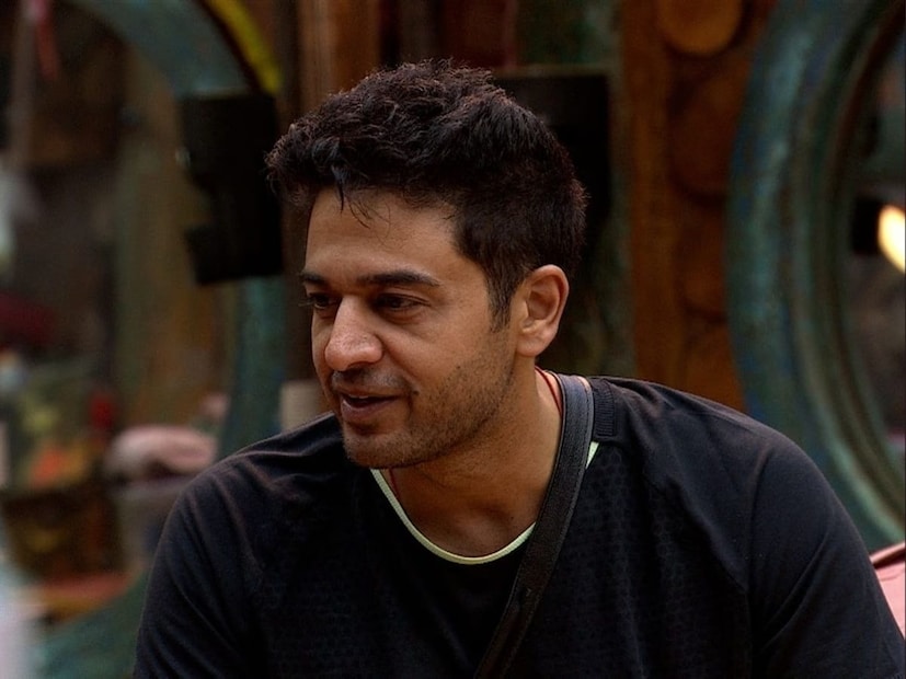 २४ ऑगस्ट रोजी १६ स्पर्धकांसह सुरू झालेल्या आणि नंतर दोन वाईल्ड कार्ड एन्ट्रीमुळे एकूण १८ स्पर्धकांचा सहभाग असलेल्या या पर्वाने १०६ दिवसांचा खडतर टप्पा पूर्ण केला. या सिझनने यंदाच्या वर्षातील सर्वाधिक चर्चेत राहणारे रिअॅलिटी शो म्हणून आपली जागा पक्की केली.