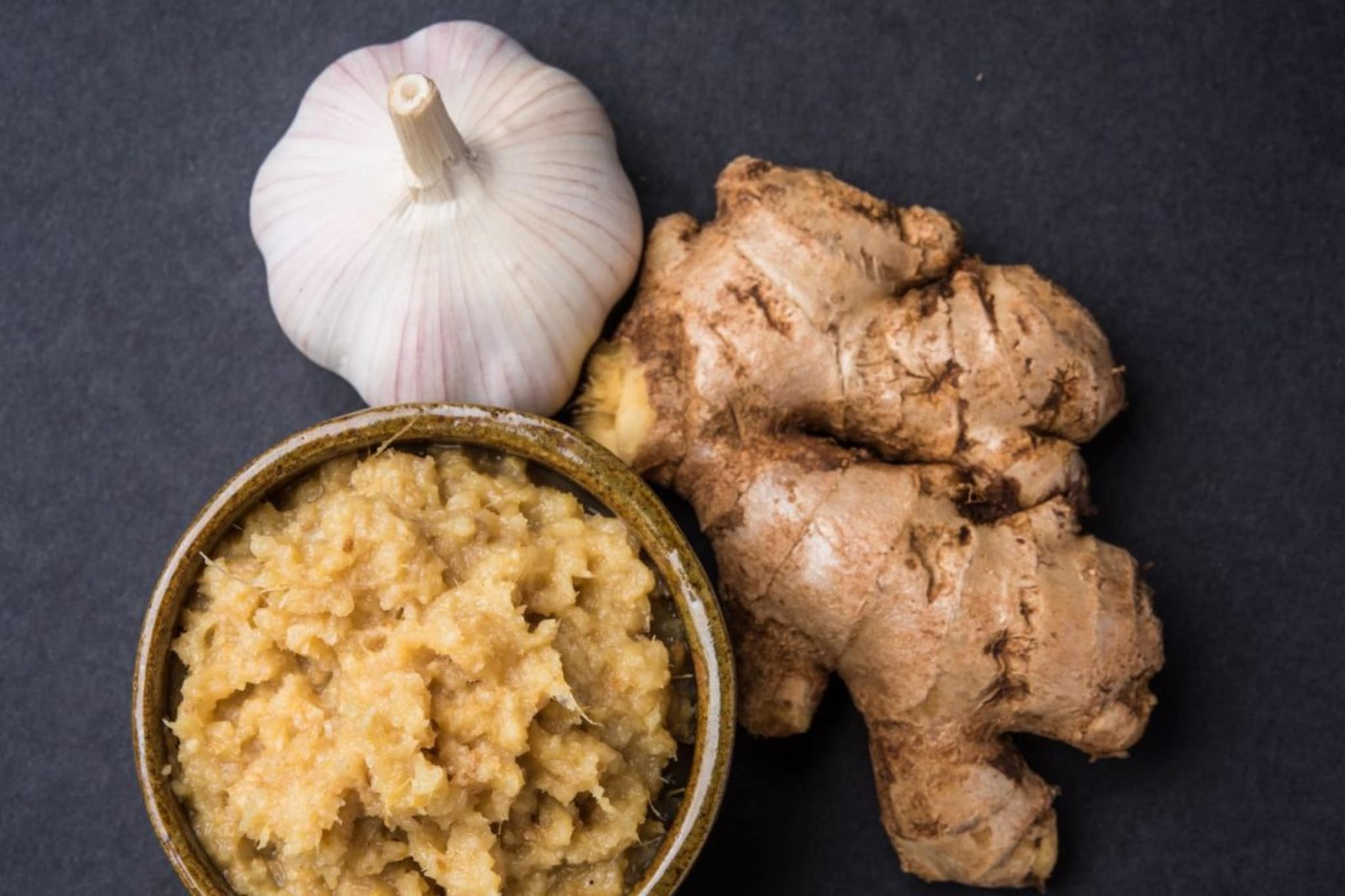 लसूण-आलं जास्त दिवस कसं टिकवायचं? आजीबाईच्या ट्रिक्स सगळ्यांच्या कामाच्या