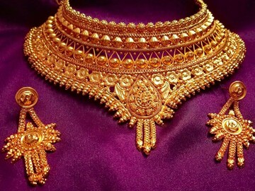 सोन्याची शुद्धता घरच्या घरी कशी तपासावी? 'या' 5 पद्धतीने ओळखा सोनं खरं की खोटं
