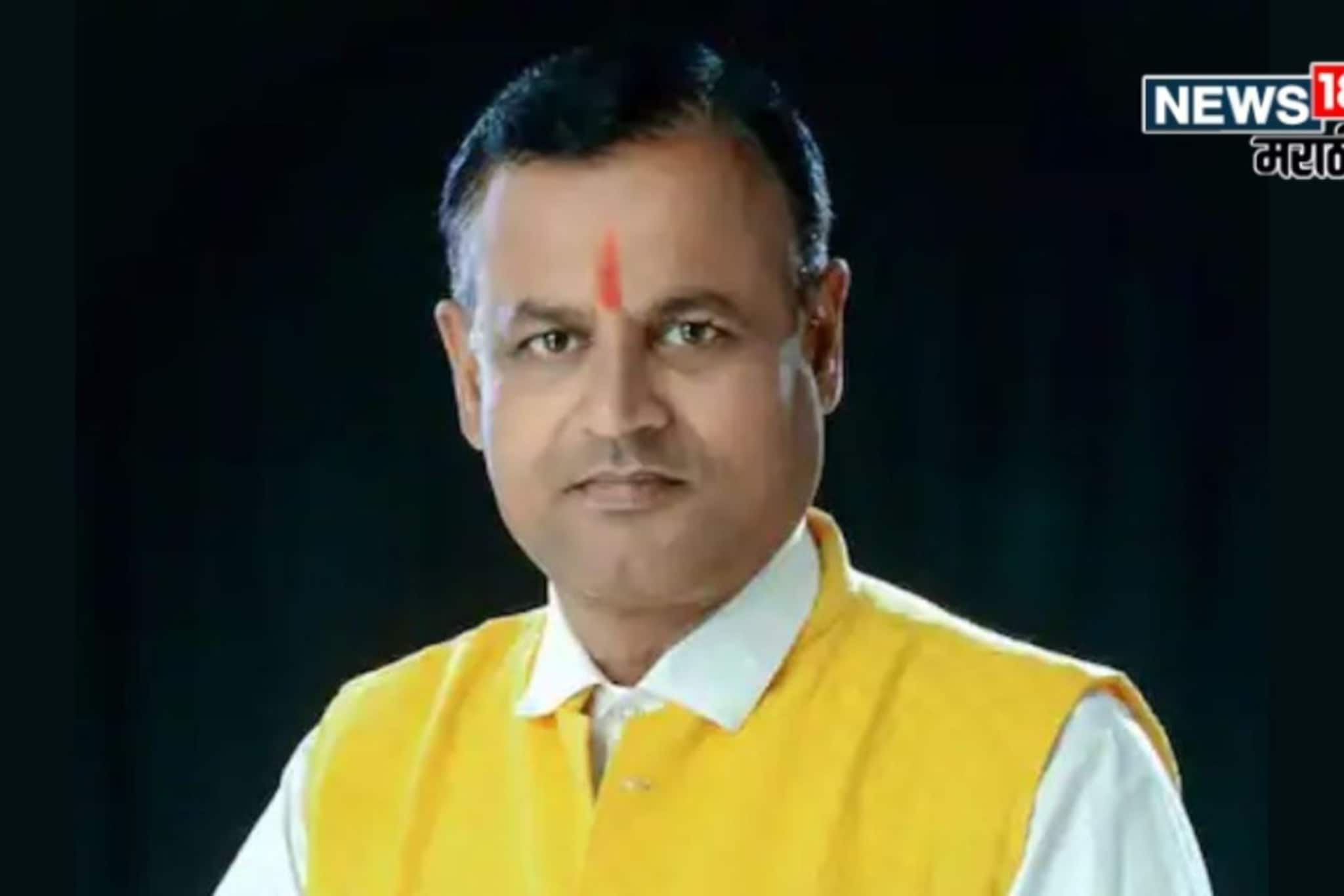 'विझलो जरी मी...', पत्नीचा नगरपालिकेत पराभव, दुसऱ्याच दिवशी मनसे नेत्याचा मृत्यू 'विझलो जरी मी...', पत्नीचा नगरपालिकेत पराभव, दुसऱ्याच दिवशी मनसे नेत्याचा मृत्यू