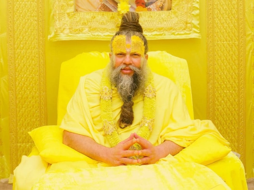 प्रेमानंदजी म्हणतात की तिथे फक्त सत्य आणि न्यायच विजयी होतात. त्यांच्या मते, हे विश्व आपल्या कृतींच्या नोंदीइतकेच विशाल आहे. म्हणूनच, कधीकधी शेकडो जन्मांचे परिणाम देखील जीवनाच्या कोणत्या ना कोणत्या टप्प्यावर भोगावे लागतात.