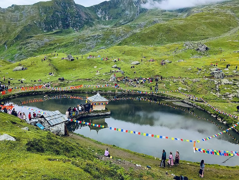 या मंदिरातील सर्वात महत्त्वाचा उत्सव म्हणजे जन्माष्टमी. किन्नौरसह हिमाचल प्रदेशातील हजारो भाविक या मंदिराला भेट देतात, भक्ती आणि उत्सवाचे एक अद्भुत मिश्रण पाहतात. जन्माष्टमीला मंदिरात नेहमीच भाविकांची गर्दी असते.