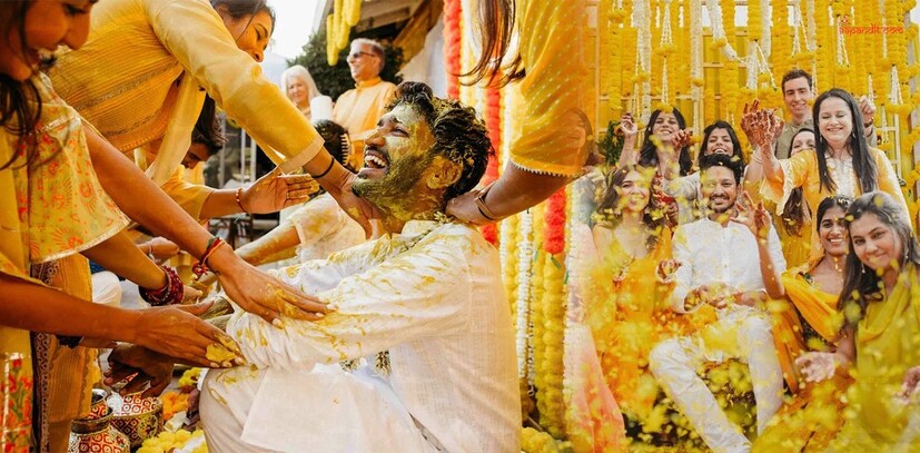 ज्योतिषशास्त्रानुसार, हळदीचा सुगंध राहू आणि केतू सारख्या ग्रहांशी संबंधित आहे. लग्नात हळदीच्या विधीनंतर घराबाहेर पडल्याने या ग्रहांचा प्रभाव वाढू शकतो, ज्यामुळे मानसिक समस्या उद्भवू शकतात. म्हणूनच, हळदीच्या विधीनंतर वधू-वरांना घरातच राहण्याचा सल्ला दिला जातो.