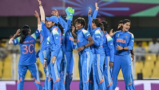 श्रीलंकेविरुद्धच्या T20 सीरिजसाठी टीम इंडियाची घोषणा, 15 खेळाडूंची लिस्ट जाहीर श्रीलंकेविरुद्धच्या T20 सीरिजसाठी टीम इंडियाची घोषणा, 15 खेळाडूंची लिस्ट जाहीर