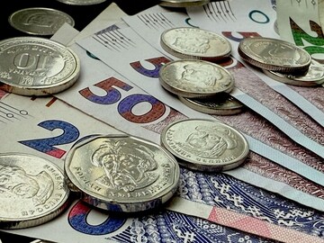 US, रशिया नाही.. या देशाची करंसी जगात सगळ्यात ताकदवार, भारताचे 30000 किती होतात?