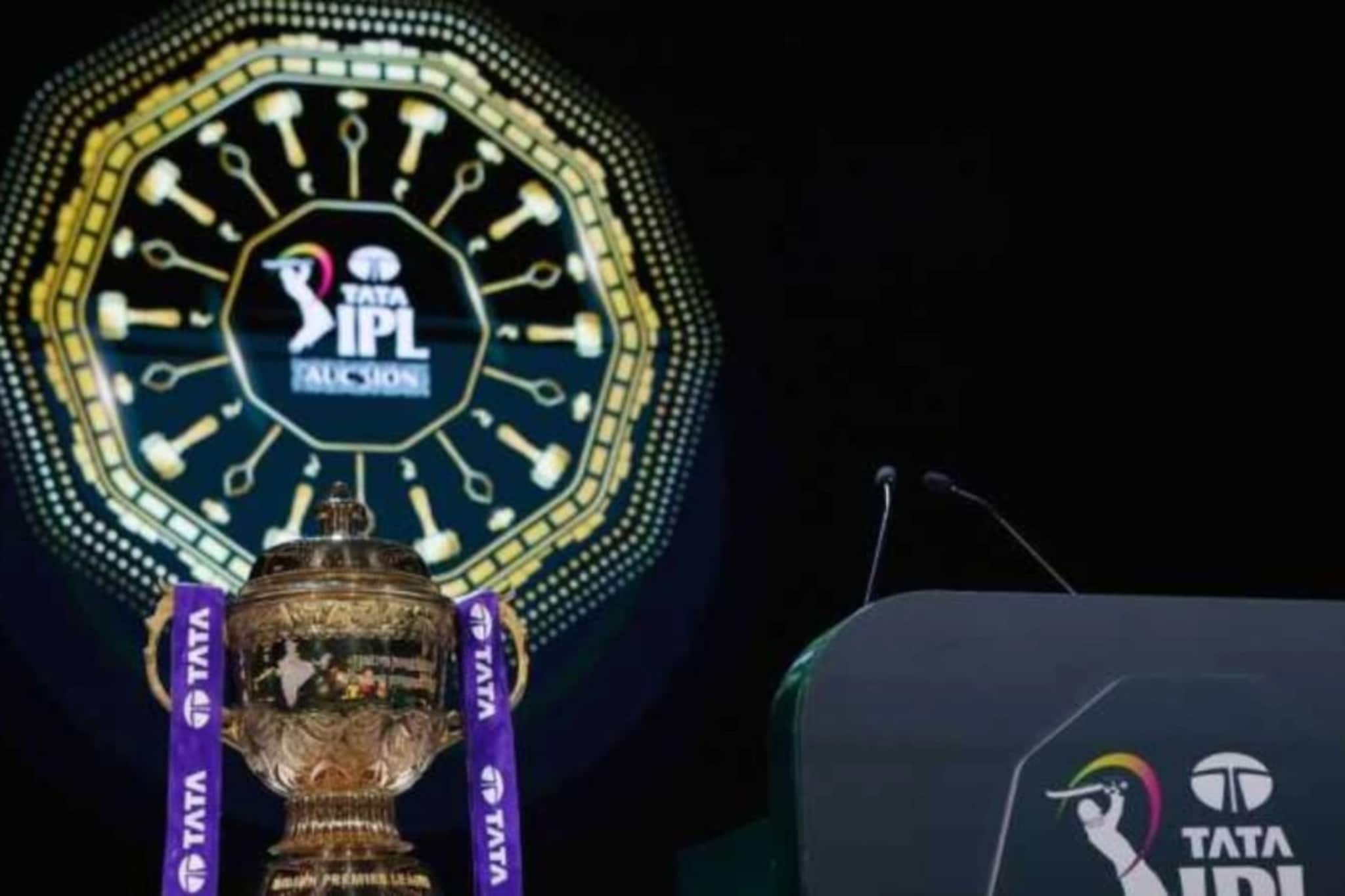 BCCI चा मोठा निर्णय, ऑक्शनआधी आयपीएलमधून 3 खेळाडू बॅन, नेमकी चूक काय? BCCI चा मोठा निर्णय, ऑक्शनआधी आयपीएलमधून 3 खेळाडू बॅन, नेमकी चूक काय?