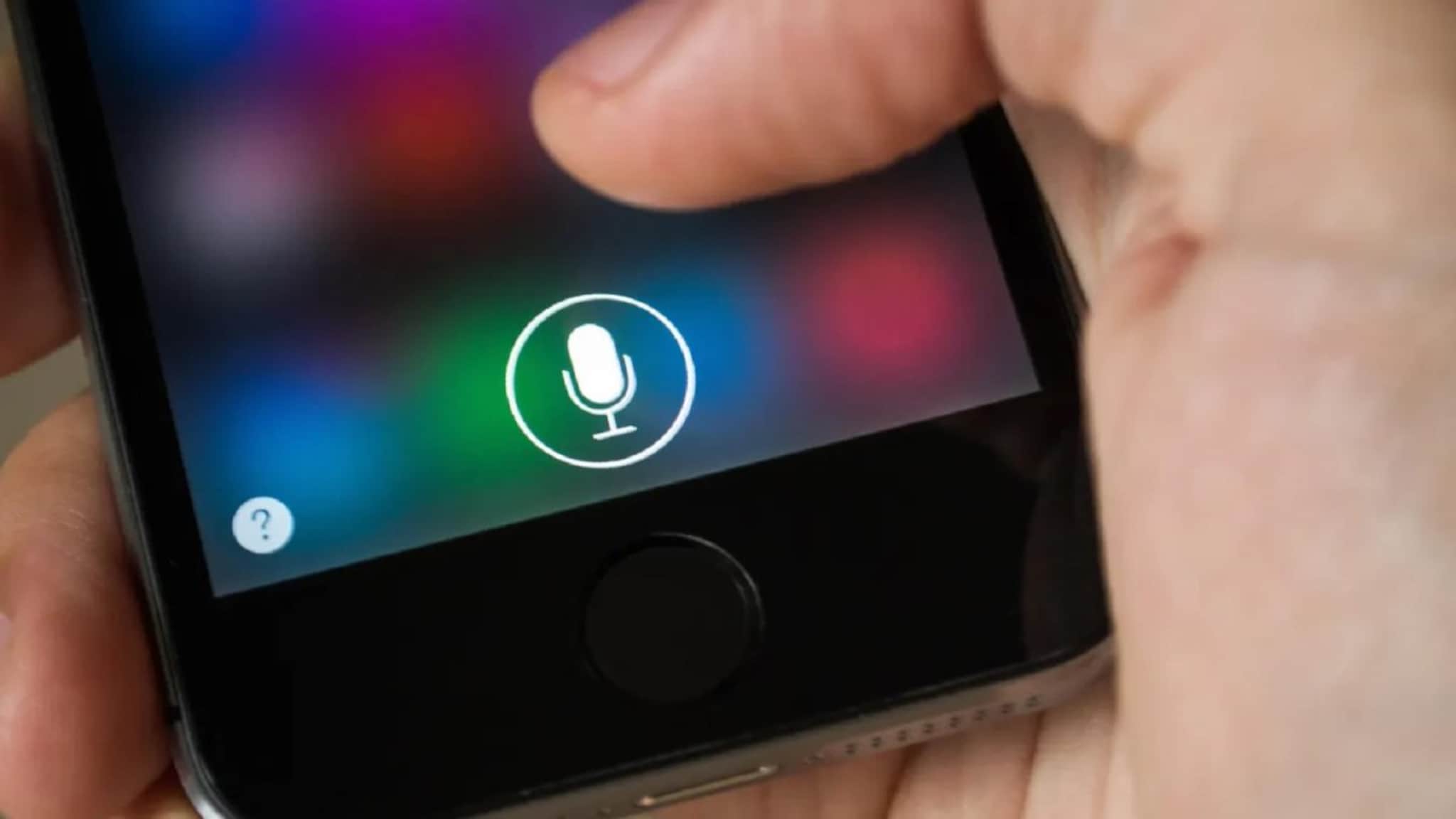 स्मार्टफोन तुमचं बोलणं ऐकतोय का? ही सेटिंग ऑन करताच बंद होईल हेरगिरी