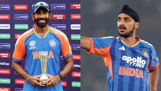 IND vs SA : बुमराहने रेकॉर्ड केला, पण चर्चा अर्शदिपचीच, नेमकं काय घडलं?