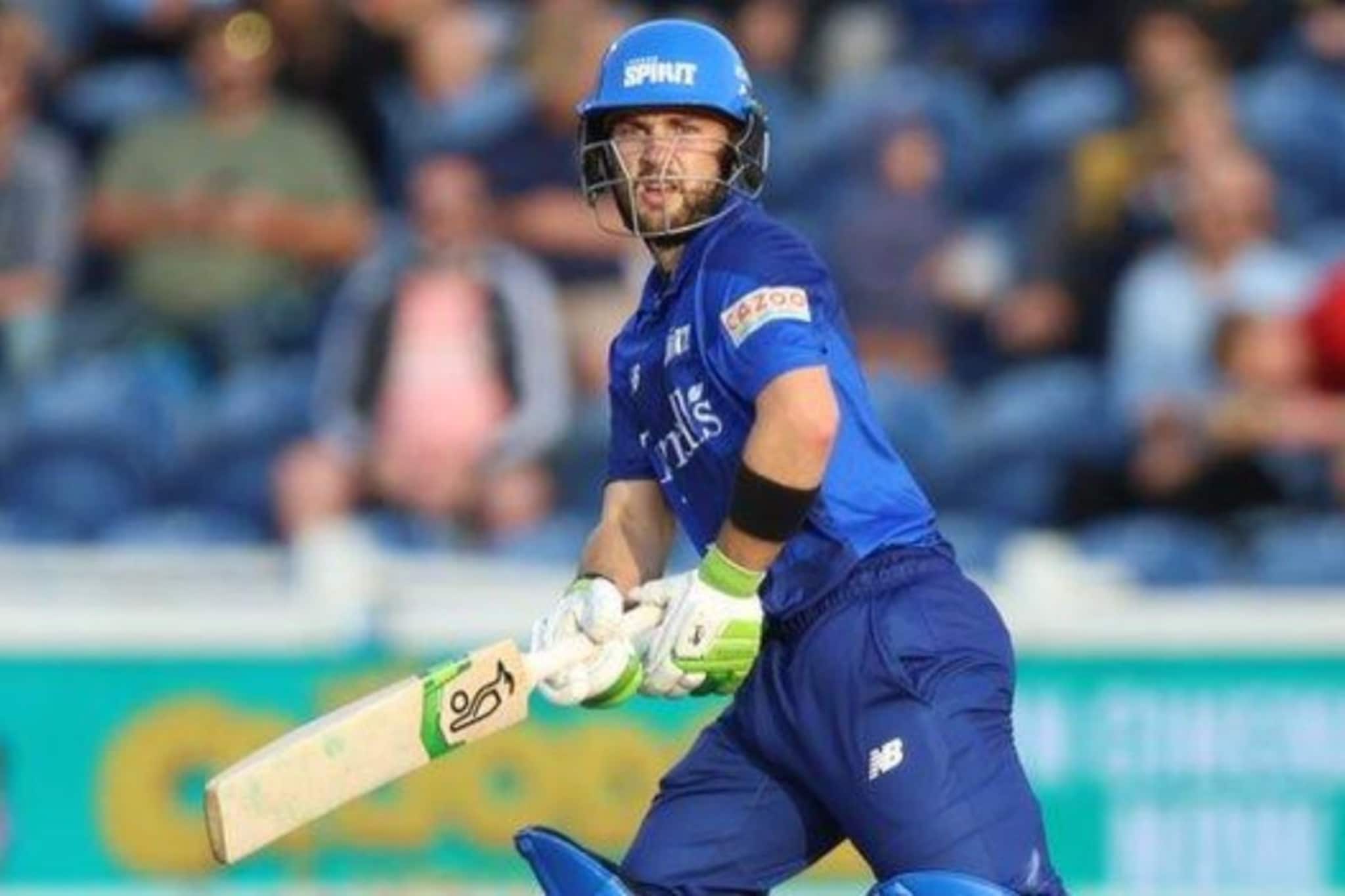 'लग्न ठरलंय, येणार नाही...', 8 कोटी मिळालेल्या दिग्गज खेळाडूचा IPL टीमला धक्का!