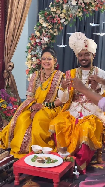 'कुंकू टिकली आणि टॅटू', 'रमा राघव' या मराठी मालिकेतून भाग्यश्री प्रेक्षकांच्या भेटीला आली होती. त्यानंतर तिने अनेक मराठी मालिकांमध्ये काम केलं. 'माटी से बंधी डोर', 'पुण्यश्लोक अहिल्याबाई' सारख्या प्रसिद्ध हिंदी मालिकेतही तिनं महत्त्वाची भूमिका बजावली आहे.  तान्हाजी द अनसंग वॉरियर या सिनेमातही तिने सूर्याजी मालुसरे यांच्या पत्नीची भूमिका साकारली होती.