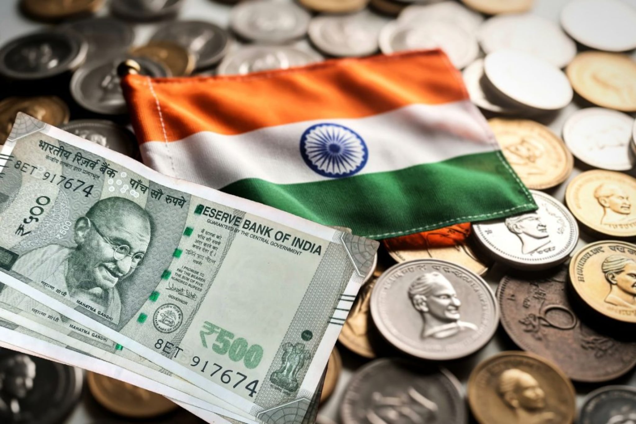 गांधीजींपूर्वी भारतीय नोटांवर कोणाचा फोटो होता? 1 टक्के लोकांनाच माहित असेल कारण