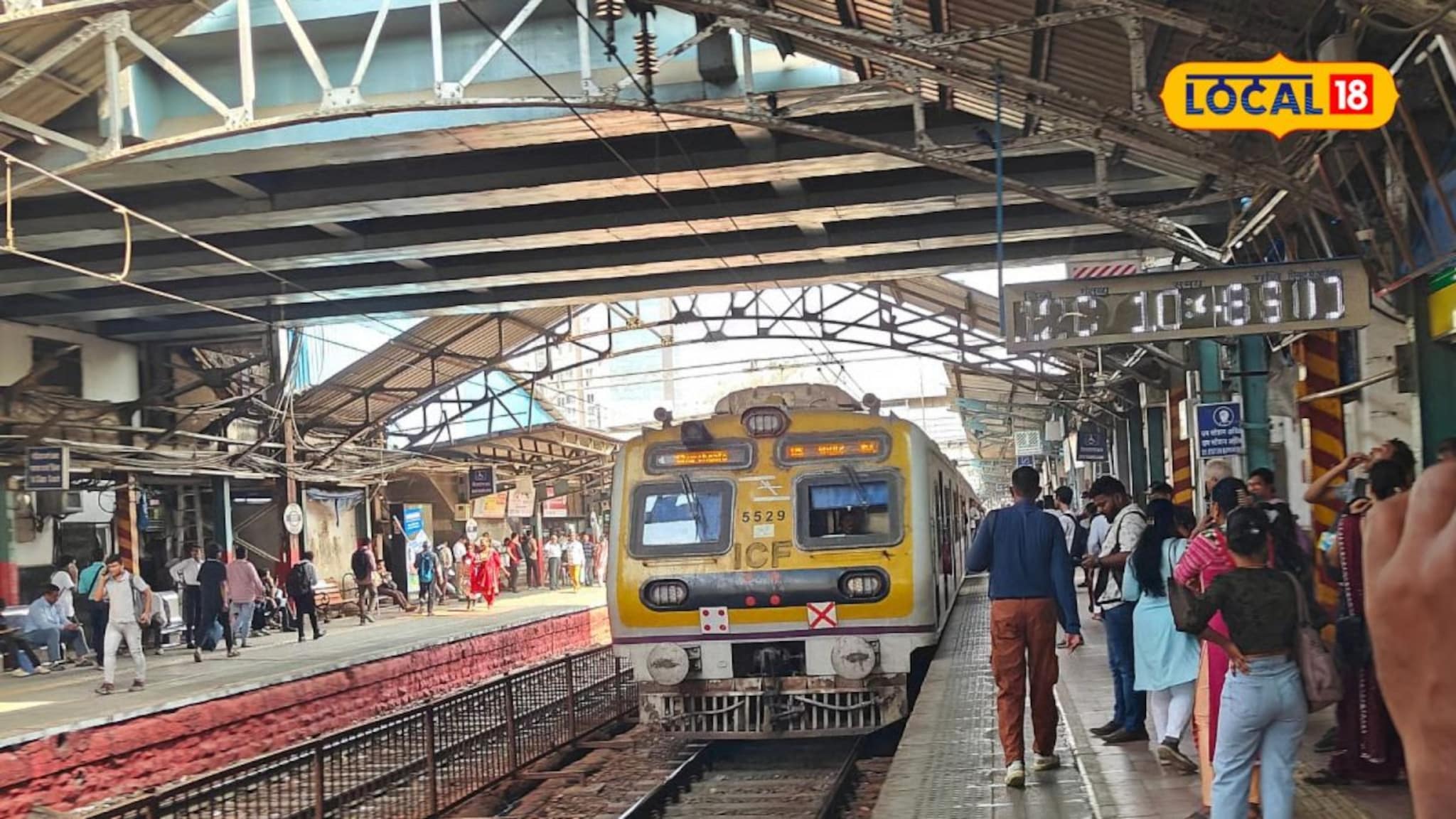 रेल्वेचा नवा निर्णय; पहिली लोकल 'या' वेळेत धावणार