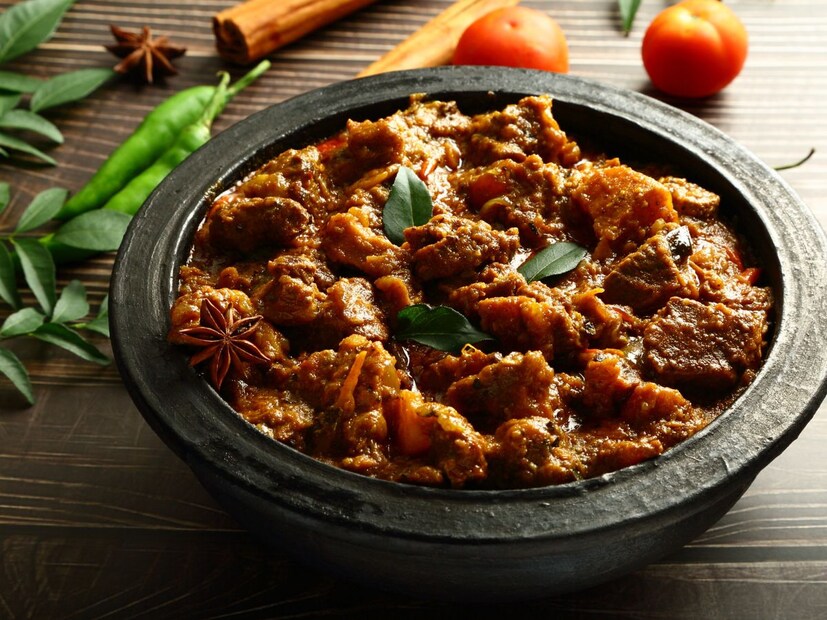 मटण नियमित आणि प्रमाणात खाल्ल्यास शरीरात ऊर्जा आणि ताकद टिकून राहते. 