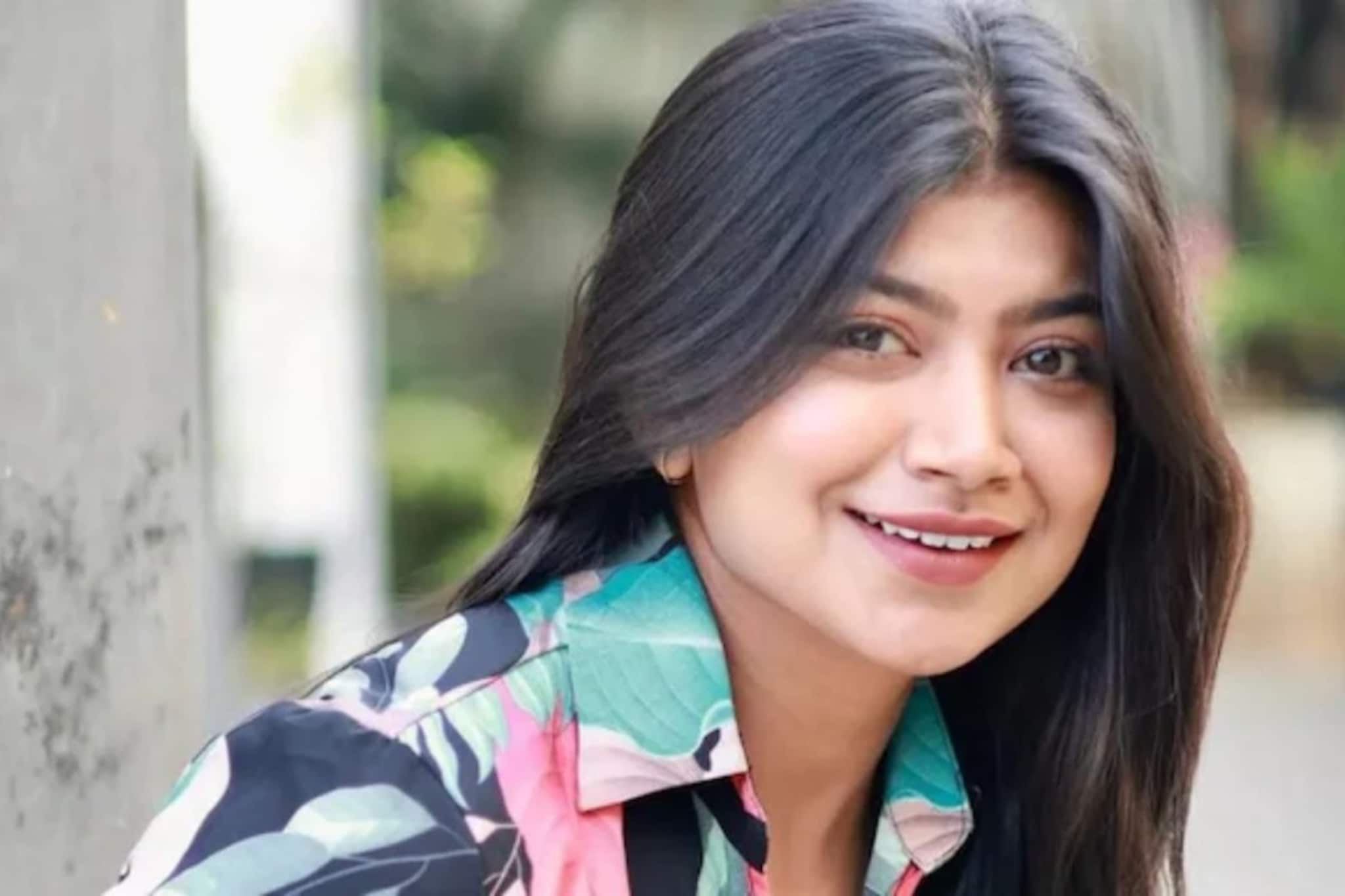 प्रसिद्ध TV अभिनेत्रीने संपवलं जीवन, चिठ्ठीत चक्रावून टाकणारी व्यथा, आई-वडीलच..