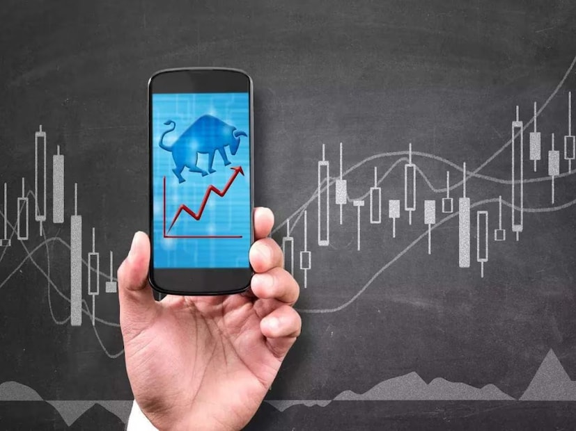 जर तुम्ही सामान्य रिटेल गुंतवणूकदार असाल आणि बँक ऑफ महाराष्ट्रच्या OFS मध्ये सहभागी व्हायचे असेल, तर प्रक्रिया अगदी सोपी आहे. सुरुवातीला तुमचे ट्रेडिंग किंवा डीमॅट अकाउंट कोणत्याही ब्रोकरकडे (जसे की Zerodha, Angel, Upstox किंवा कोणताही बँक-ब्रोकर) उघडलेले असणे आवश्यक आहे. लॉगिन केल्यानंतर OFS / Corporate Action हा पर्याय निवडा आणि त्यात Bank of Maharashtra शोधून क्लिक करा.