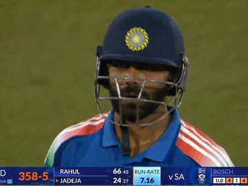 IND vs SA : 358 करूनही जिंकलेली मॅच हारले, टीम इंडियाच्या पराभवाचे पाच व्हिलन