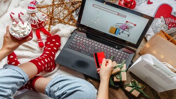 ख्रिसमसच्या नावावर होऊ शकतो फ्रॉड!रिकामं होईल अकाउंट, असा करा बचाव