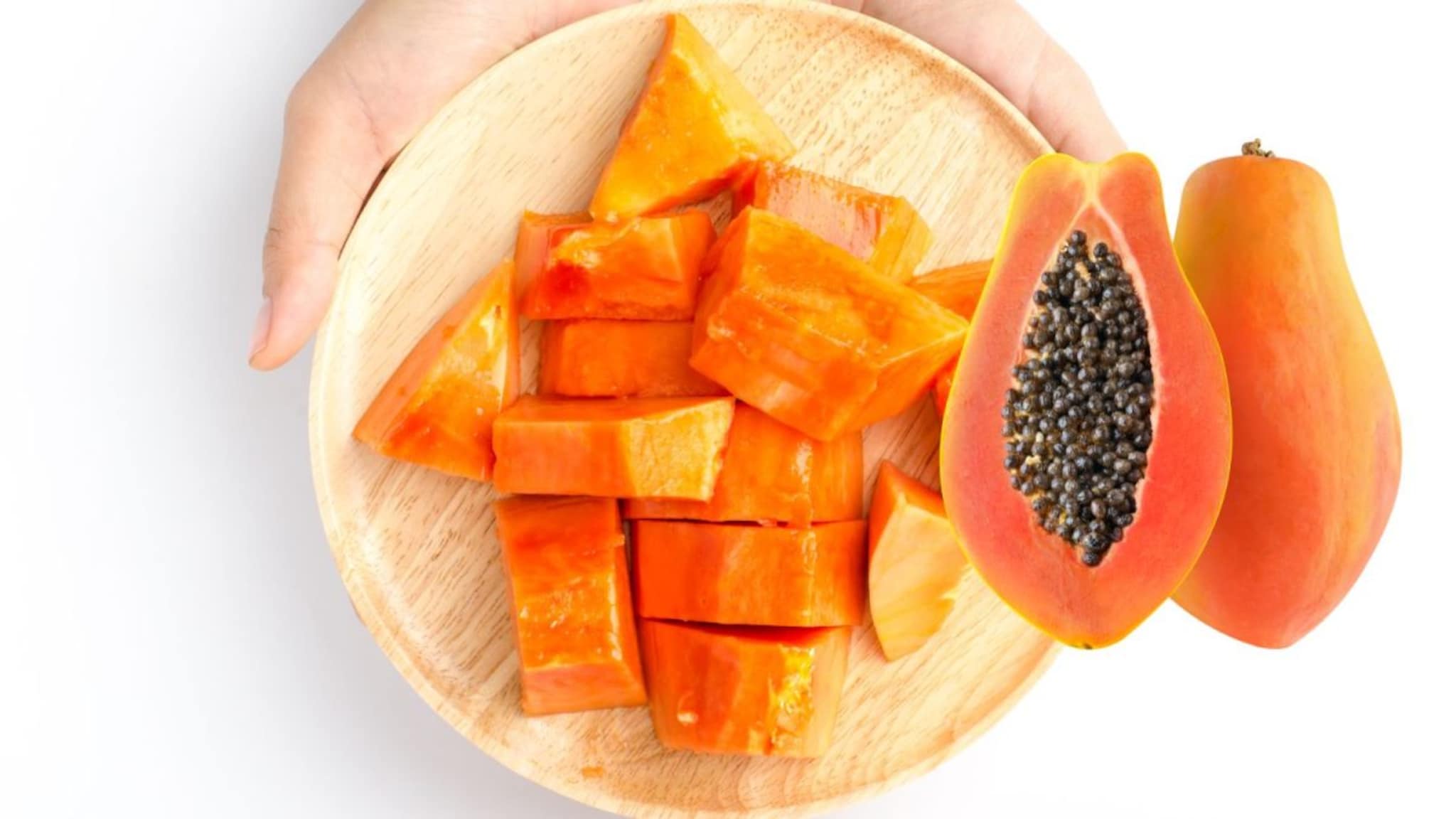 Papaya : रात्री पपई खाणे अमृत की विष? न्यूट्रिशनिस्टकडून जाणून घ्या पपई खाण्याची योग्य वेळ आणि पद्धत