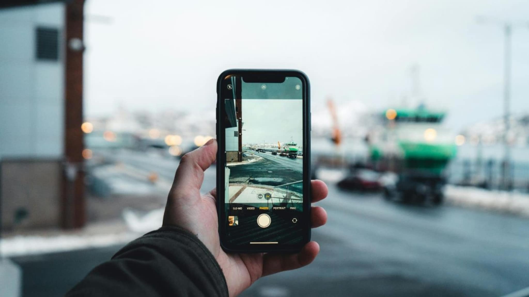 Camera : फक्त फोटो काढत नाही, तुमच्या फोनमधील कॅमेरा आता करतो ही महत्वाची काम, तुम्हाला हे माहितीय का?