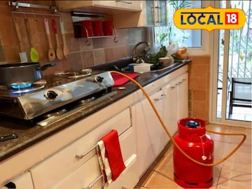 सिलेंडरचा स्फोट (प्रतिकात्मक फोटो) 