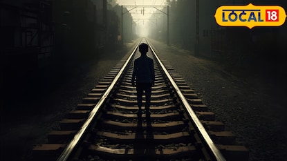 रूळावर चिमुकल्याचा मृतदेह (AI image) 