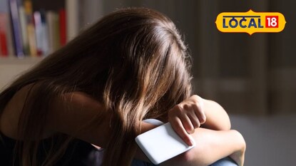 प्रेयसीची पोलिसांत धाव (प्रतिकात्मक फोटो) प्रेयसीची पोलिसांत धाव (प्रतिकात्मक फोटो)