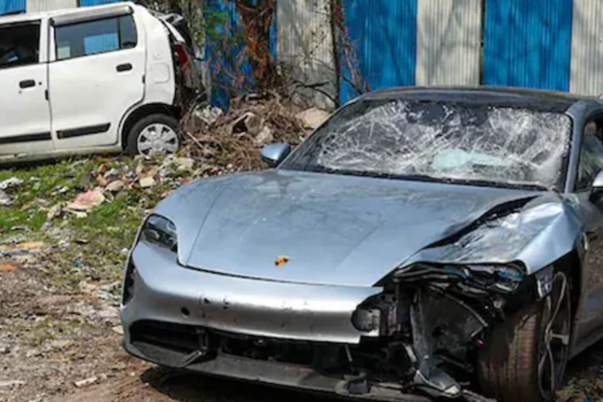 पोर्शे अपघात प्रकरणी मोठी कारवाई, PI राहुल जगदाळे आणि API तोडकरी सेवेतून बडतर्फ पोर्शे अपघात प्रकरणी मोठी कारवाई, PI राहुल जगदाळे आणि API तोडकरी सेवेतून बडतर्फ