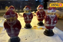 Christmas 2025 : चॉकलेट सांता अन् ख्रिसमस ट्री, फक्त 100 रुपयांपासून करा खरेदी, पुण्यात हे आहे ठिकाण, Video