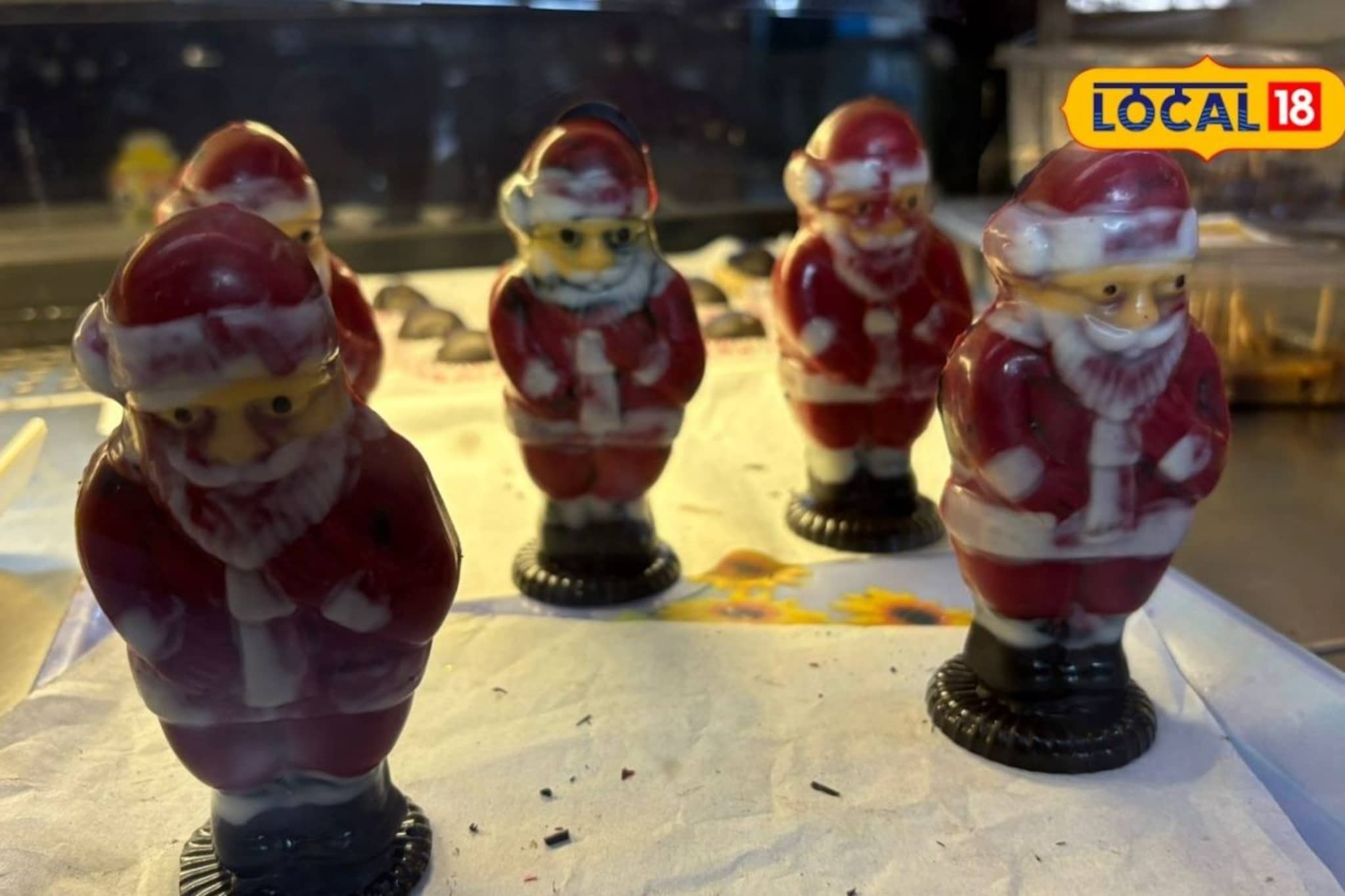 चॉकलेट सांता अन् ख्रिसमस ट्री,100 रुपयांपासून करा खरेदी, पुण्यात हे आहे ठिकाण